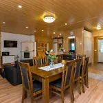 Nyaraló Nestori By Interhome *